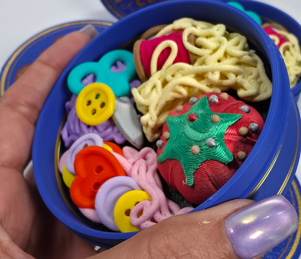 Shortbread Clicker Sewing Edition