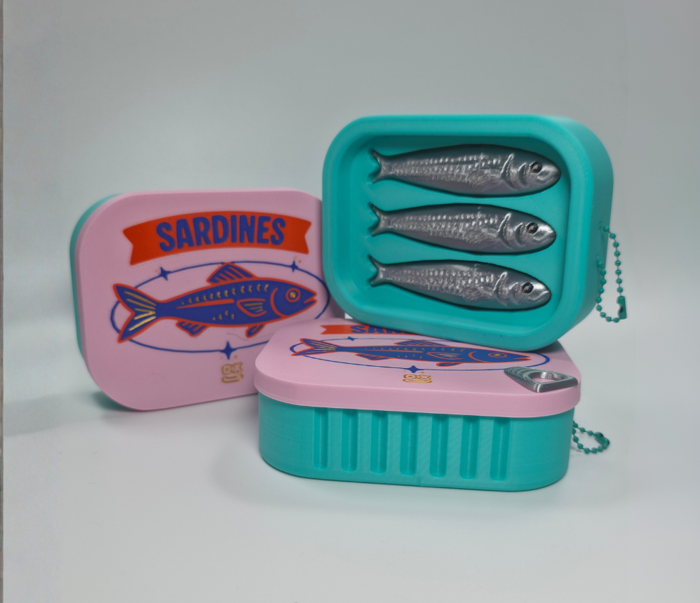 Sardines Clicker Small Tin